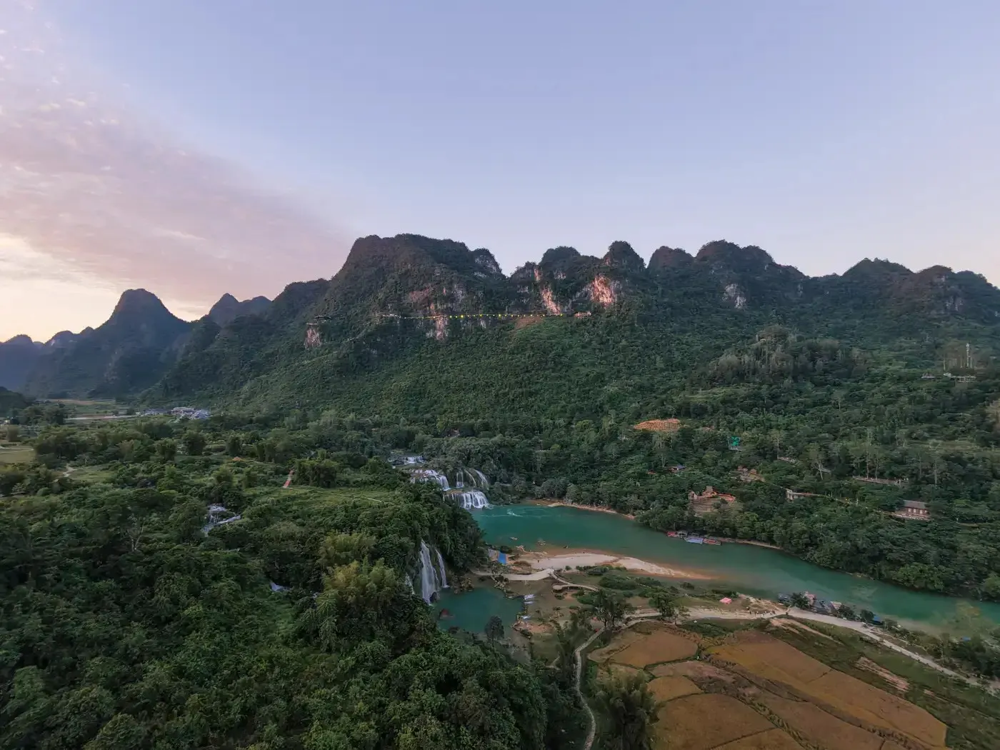 Vietnam Cycling Journey: Local Life, Landscapes & Connection, photo 9 of 12